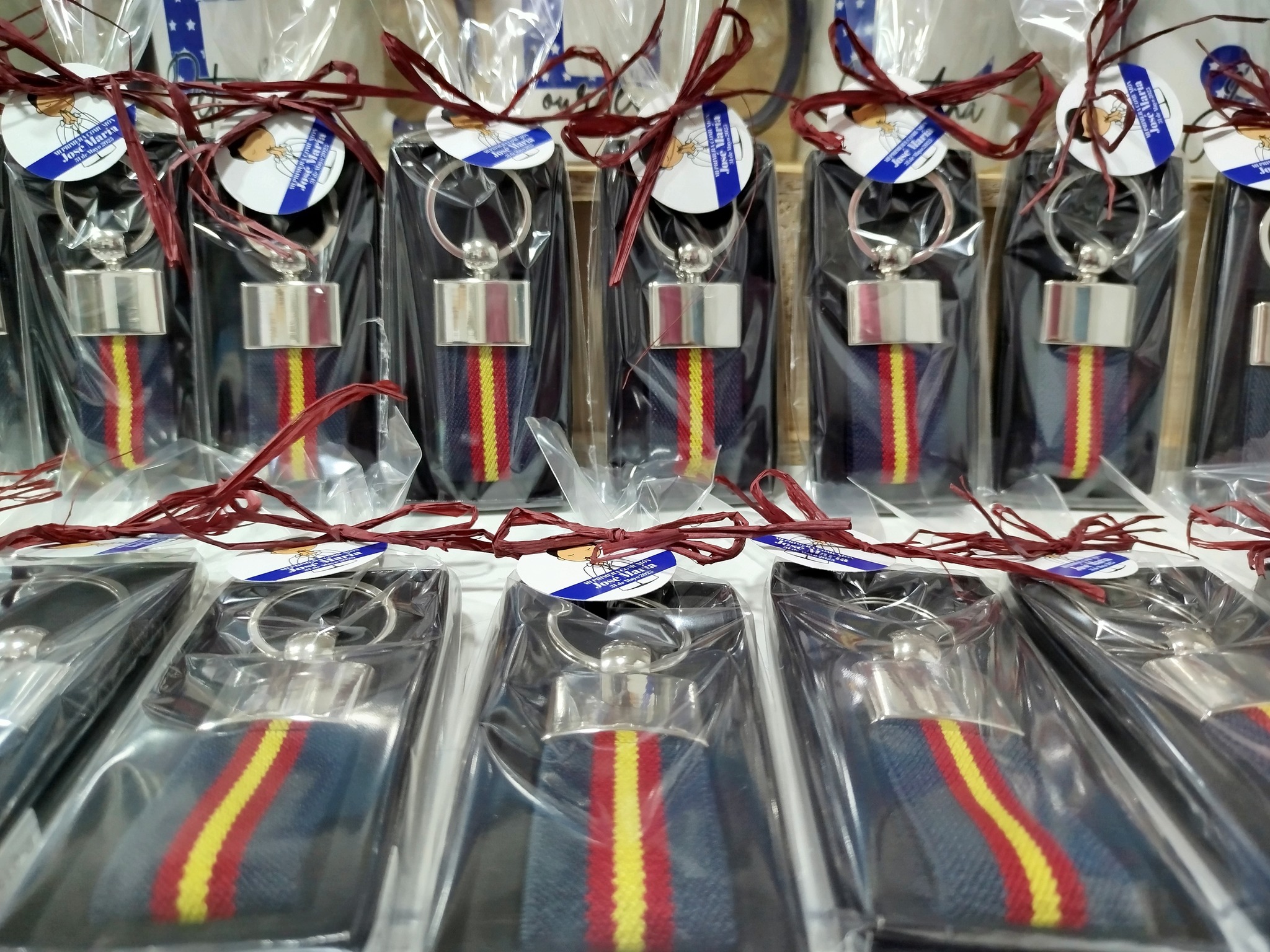 Vista adicional de Llavero Bandera